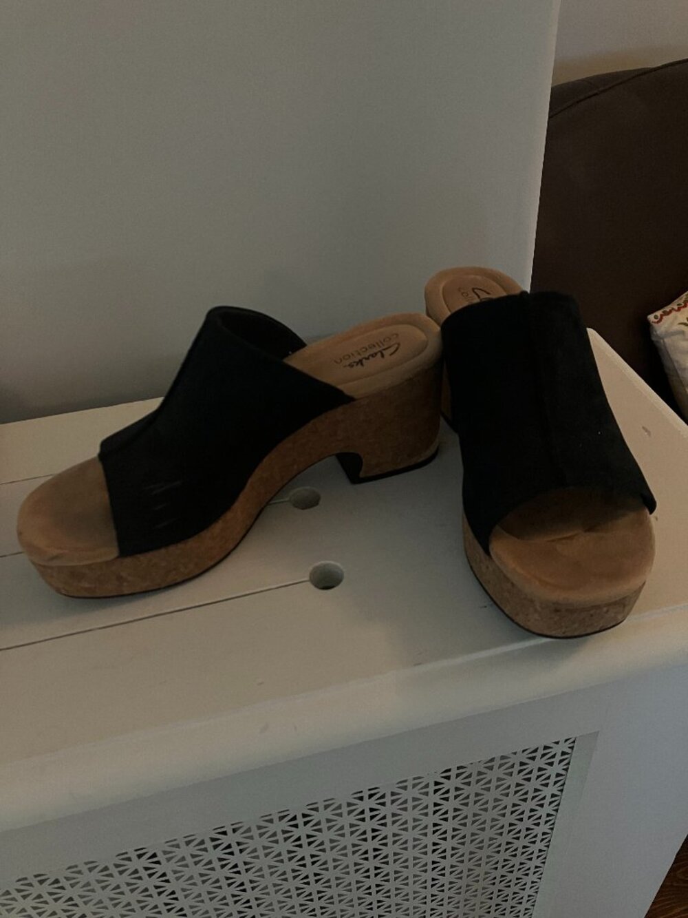 clark black suede sandal